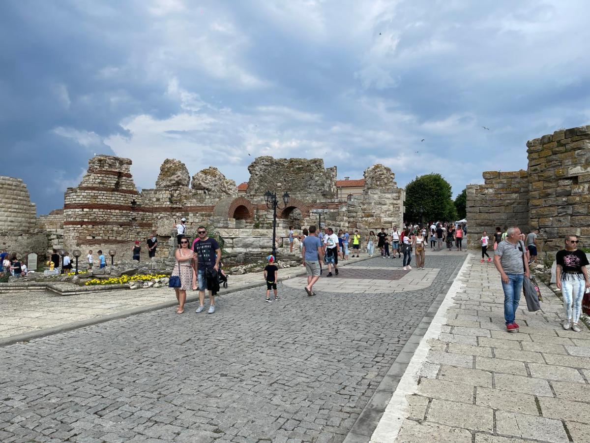 Ferienwohnung Alexandrov Plaza Studio Nessebar Exterior foto