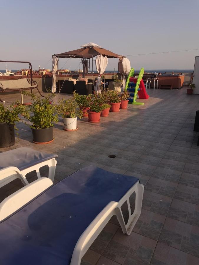 Ferienwohnung Alexandrov Plaza Studio Nessebar Exterior foto